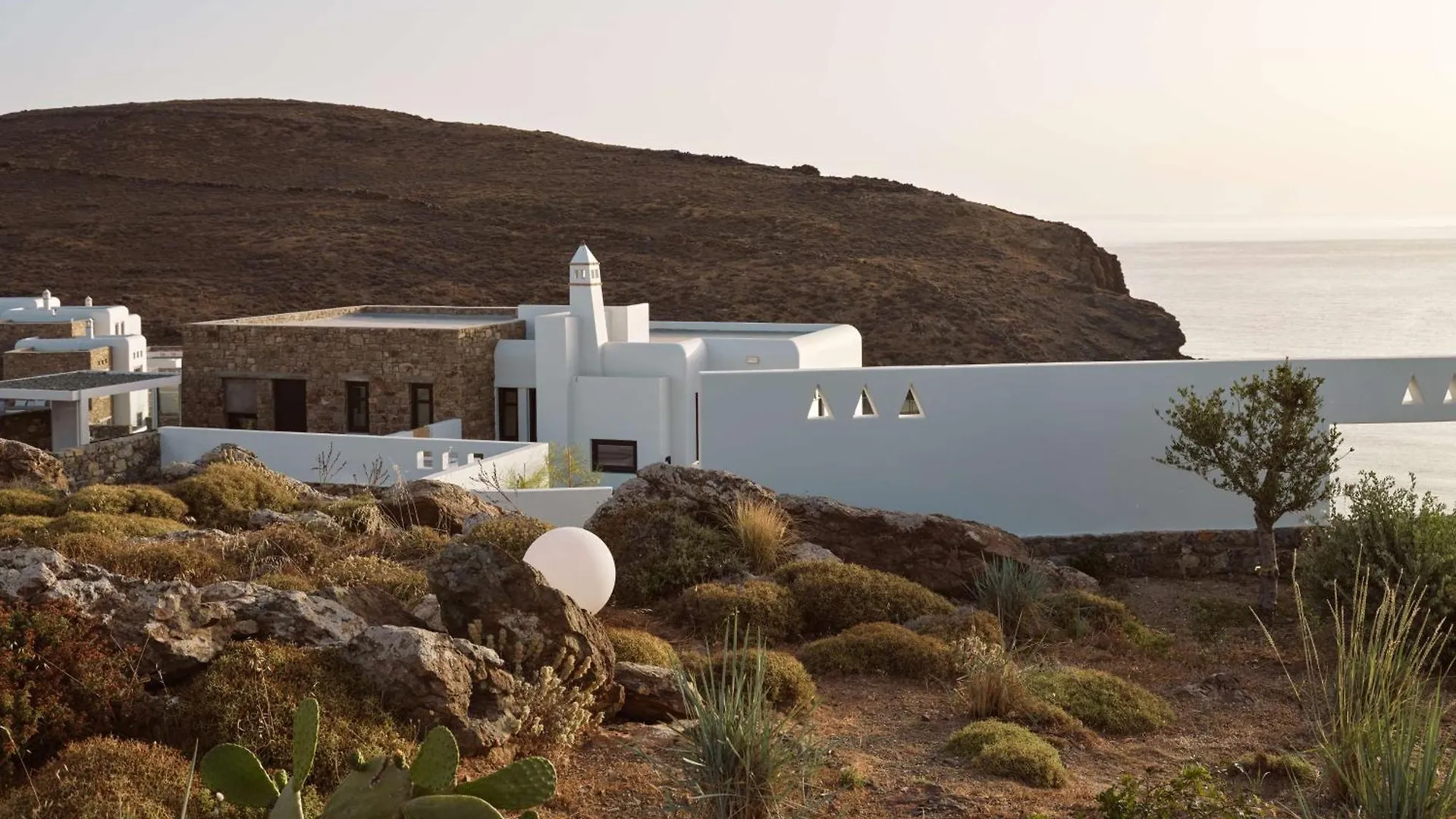 Semeli Coast Mykonos Curio Collection By Hilton Hotel Merchia Beach