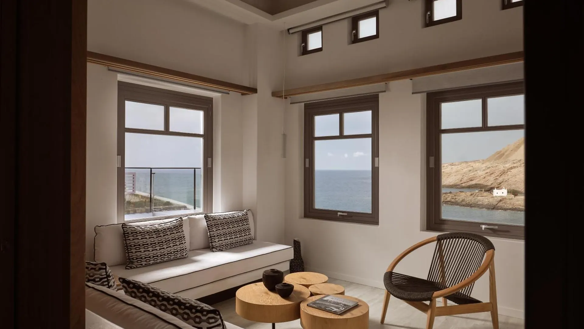 Semeli Coast Mykonos Curio Collection By Hilton Hotel Merchia Beach Grécia